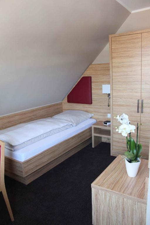 Hotel Stadtidyll & Dependancen Ротенбург Номер фото